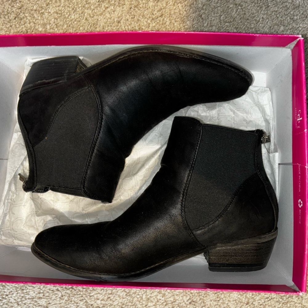 Chinese Laundry Sequoia Boots - Picture 10 of 11